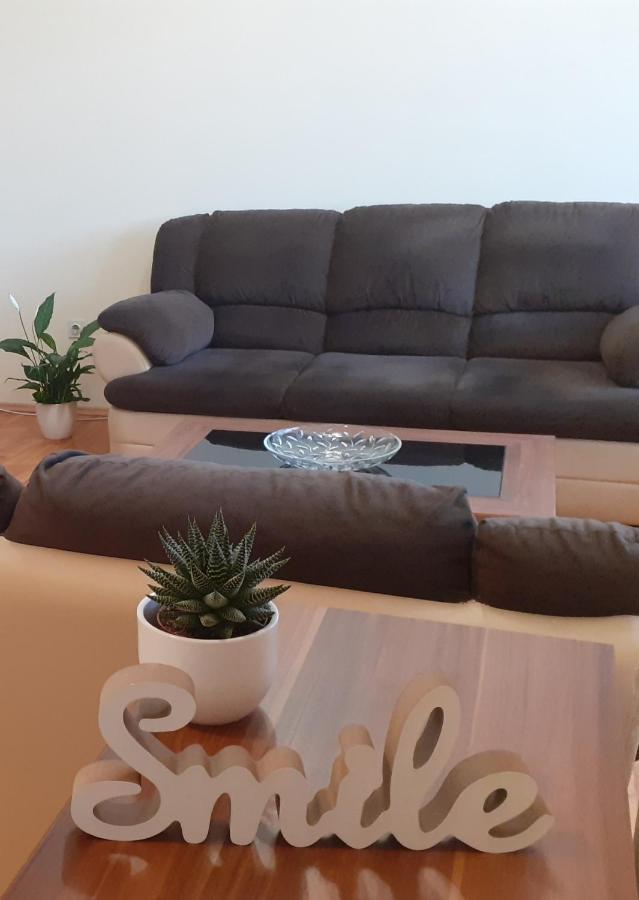 Apartman Lila Apartman *