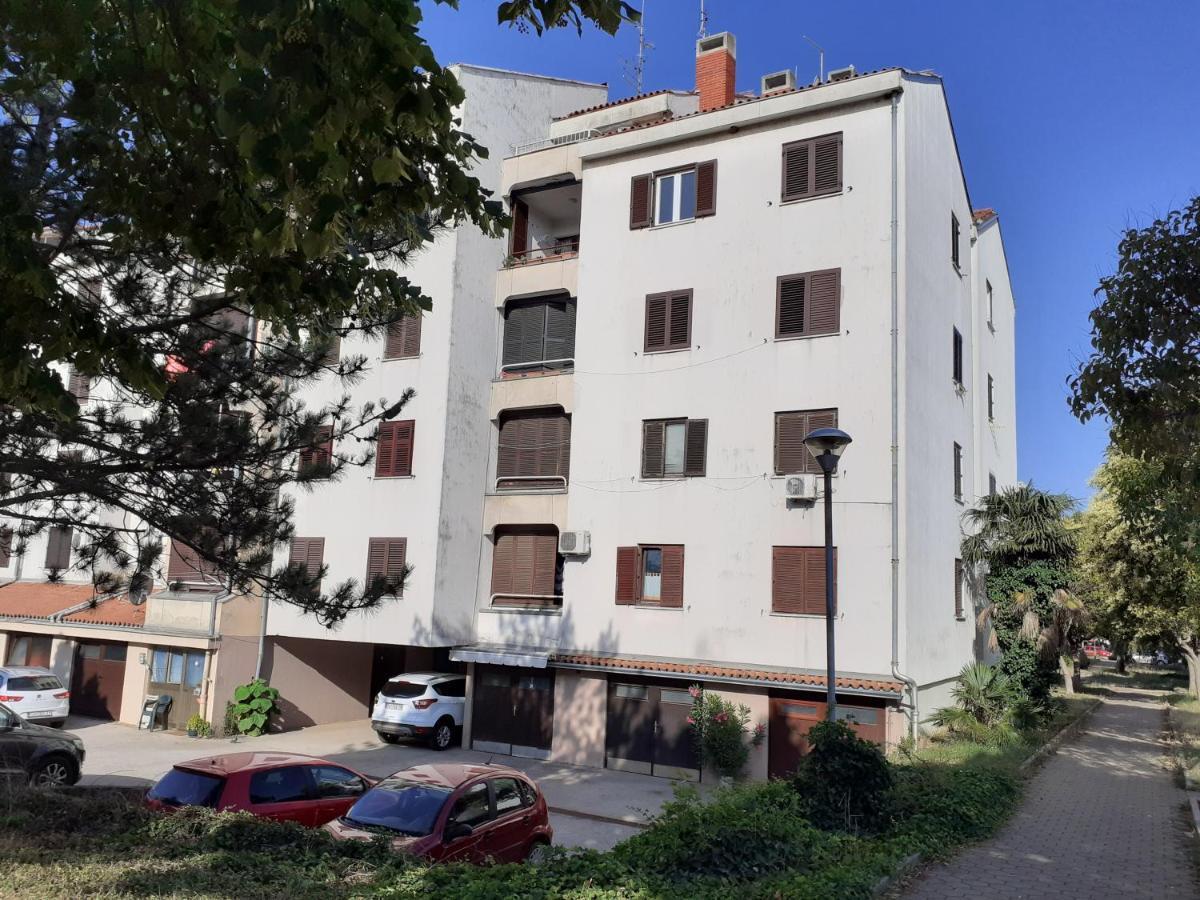 Apartman Lila Apartment
